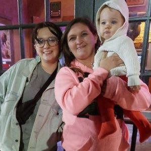 Meet your Posher, April